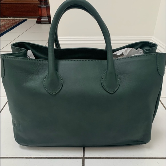 Mark & Graham - The Elisabetta Slouch Handbag - Sauvage Leather, Forest Green - Picture 5 of 8